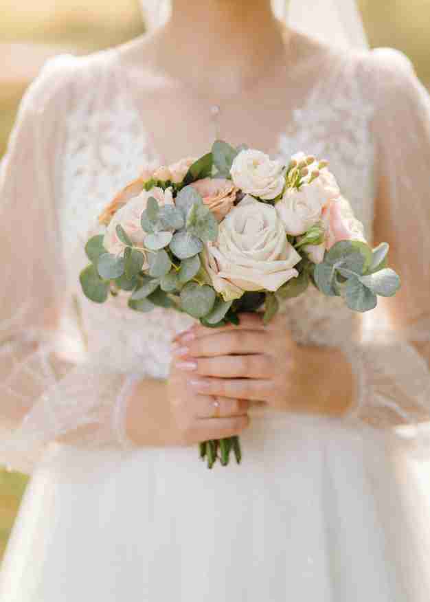 beautiful wedding bouquet flowers 1328 3611